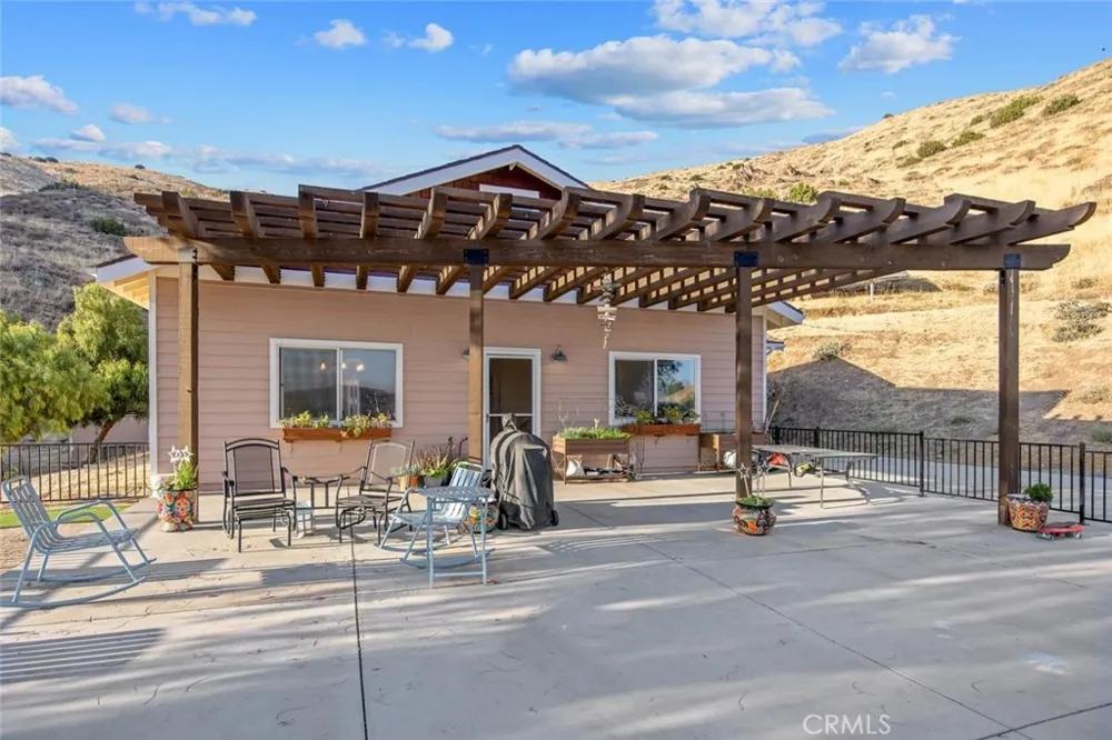 6931 Sierra Agua Dulce, CA 91390