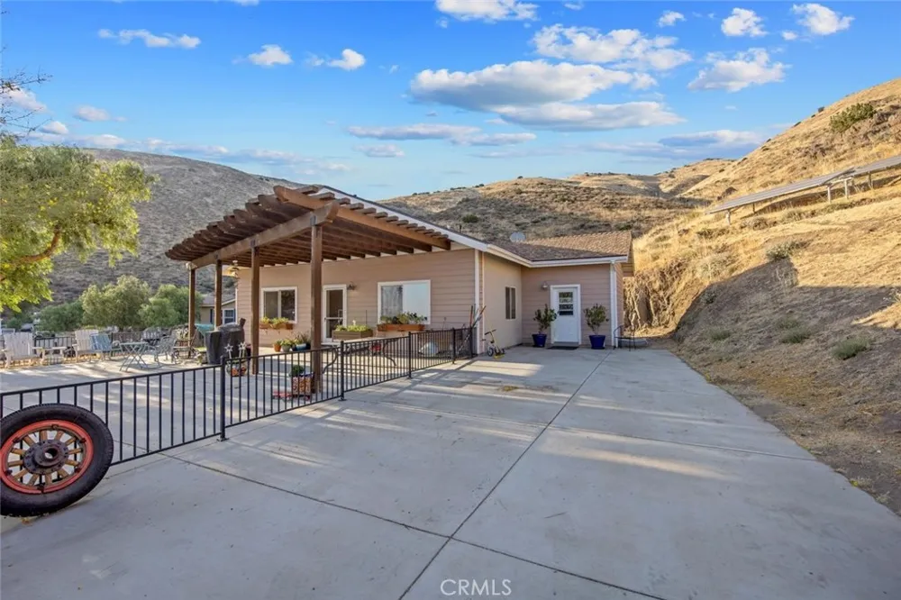 6931 Sierra Agua Dulce, CA 91390