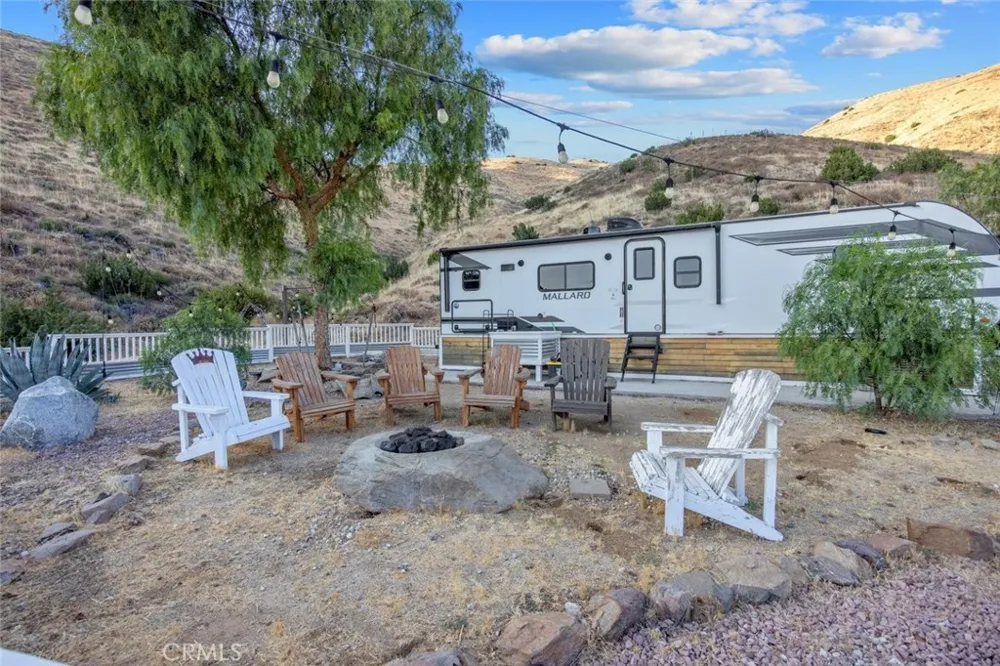 6931 Sierra Agua Dulce, CA 91390