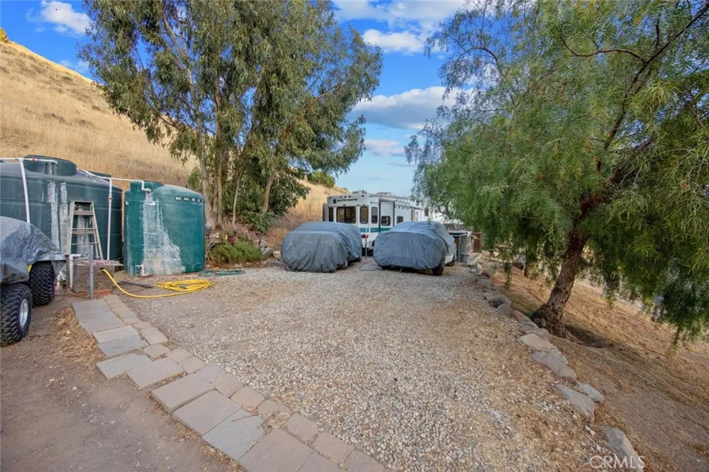 6931 Sierra Agua Dulce, CA 91390