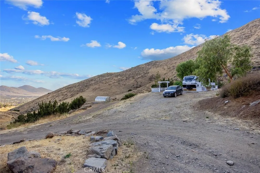 6931 Sierra Agua Dulce, CA 91390