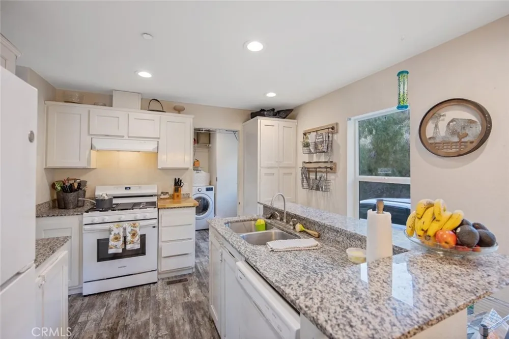 6931 Sierra Agua Dulce, CA 91390