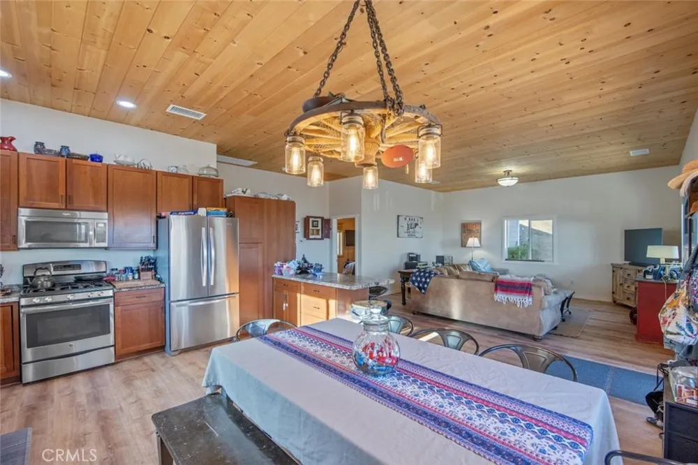 6931 Sierra Agua Dulce, CA 91390