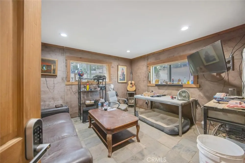 6931 Sierra Agua Dulce, CA 91390