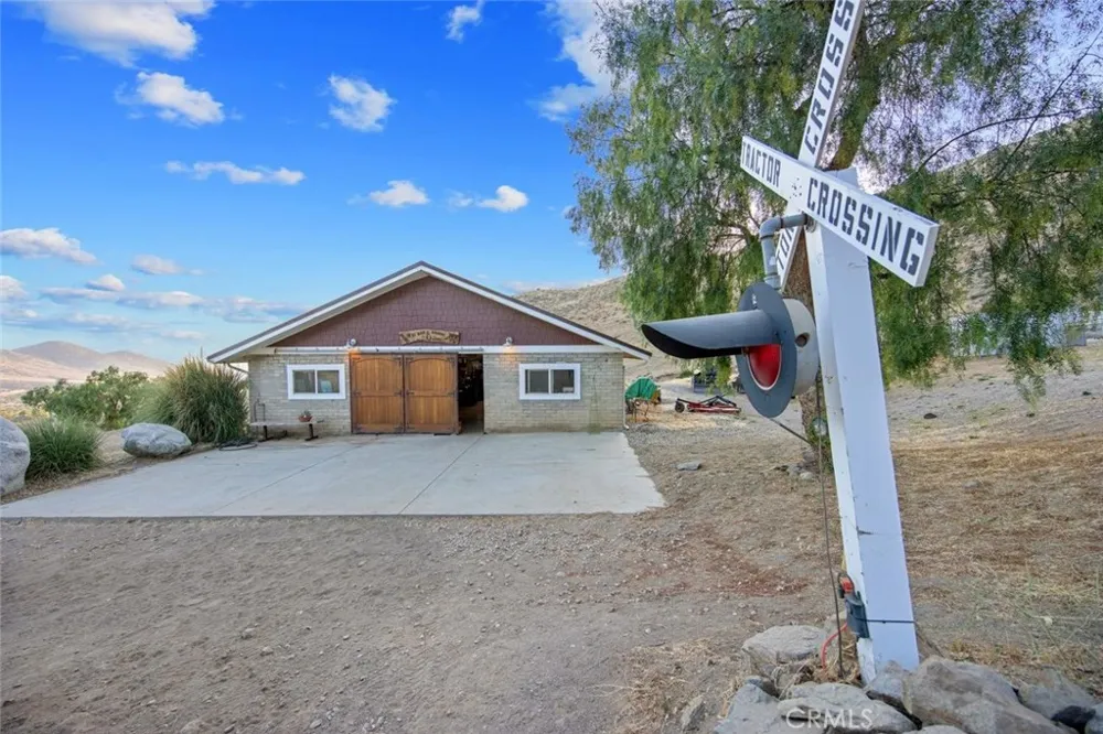 6931 Sierra Agua Dulce, CA 91390