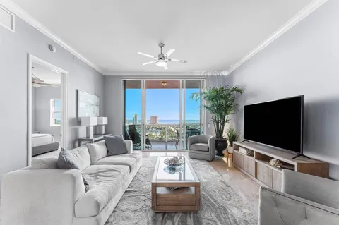 2640 Lake Shore Drive #2215