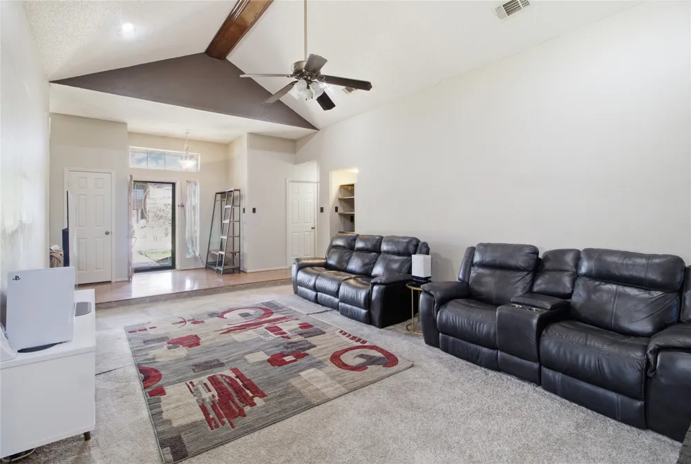 2701 Beau Drive Mesquite, TX 75181