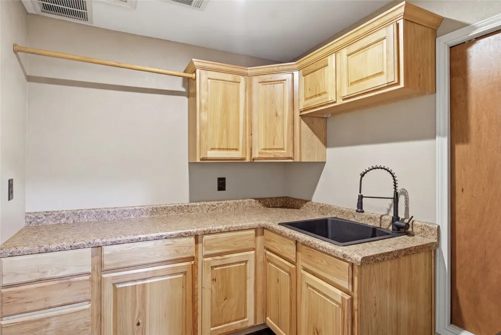 2701 Beau Drive Mesquite, TX 75181