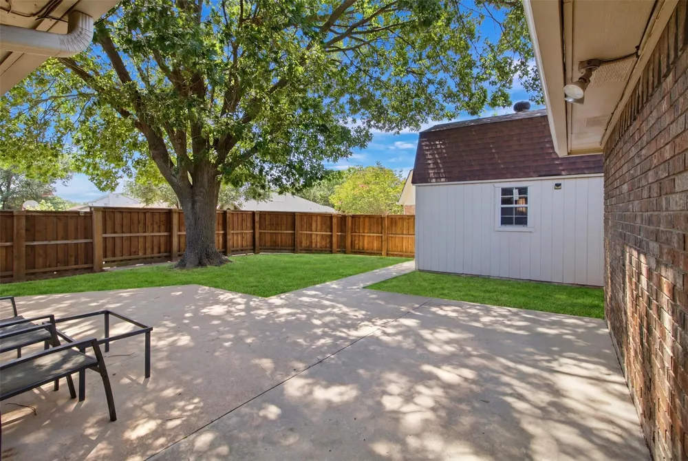 2701 Beau Drive Mesquite, TX 75181