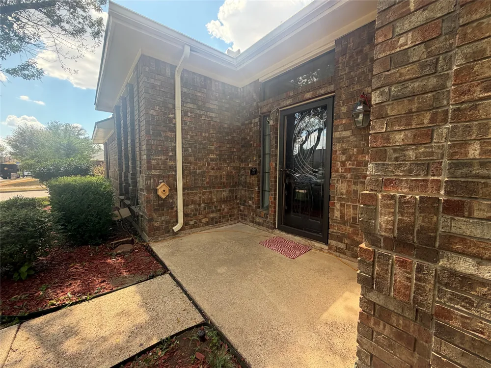 2701 Beau Drive Mesquite, TX 75181