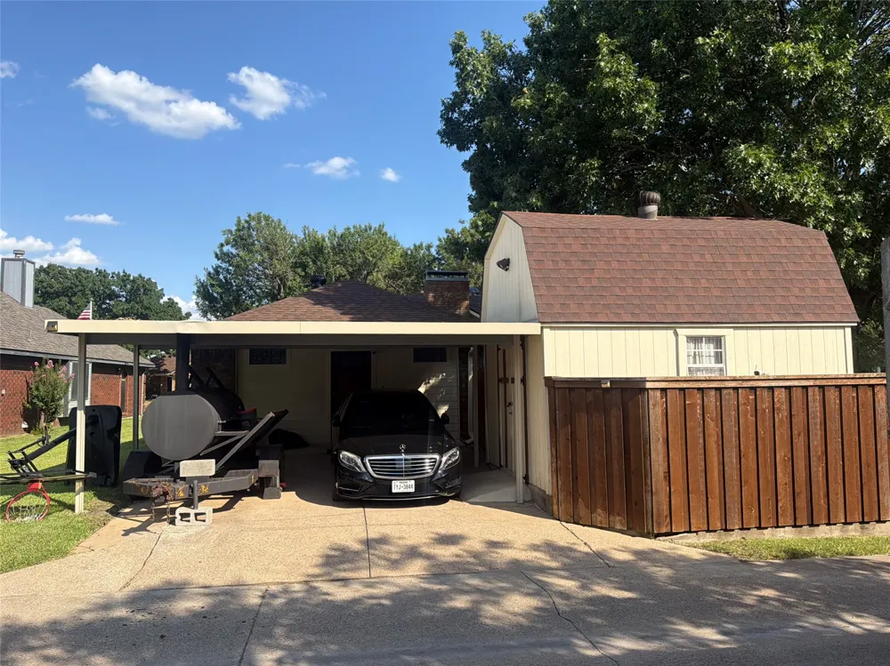 2701 Beau Drive Mesquite, TX 75181