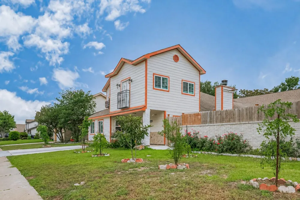 7618 Del Glen Lane Houston, TX 77072