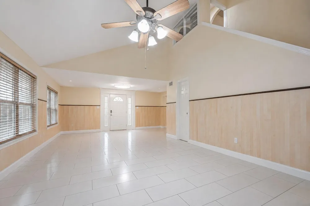7618 Del Glen Lane Houston, TX 77072