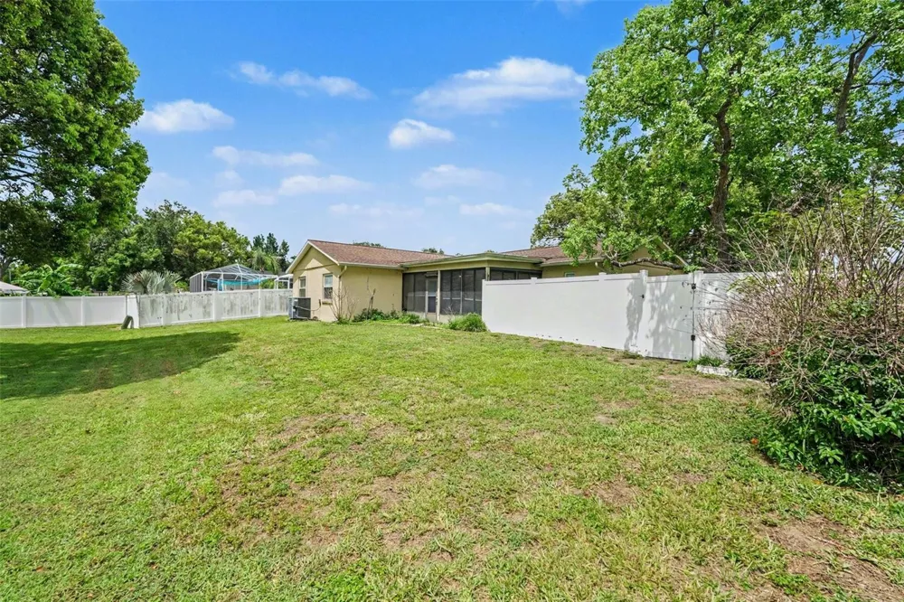2815 LINDEN TREE STREET Seffner, FL 33584