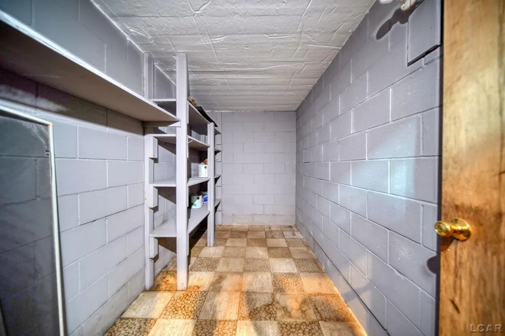 2745 E Carleton Road Madison Charter Township, MI 49221