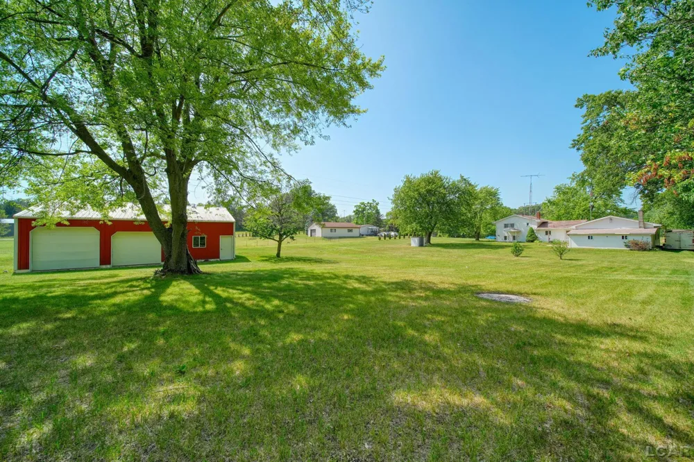 2745 E Carleton Road Madison Charter Township, MI 49221