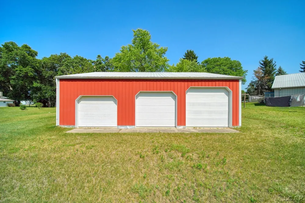 2745 E Carleton Road Madison Charter Township, MI 49221
