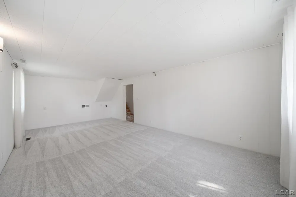 2745 E Carleton Road Madison Charter Township, MI 49221