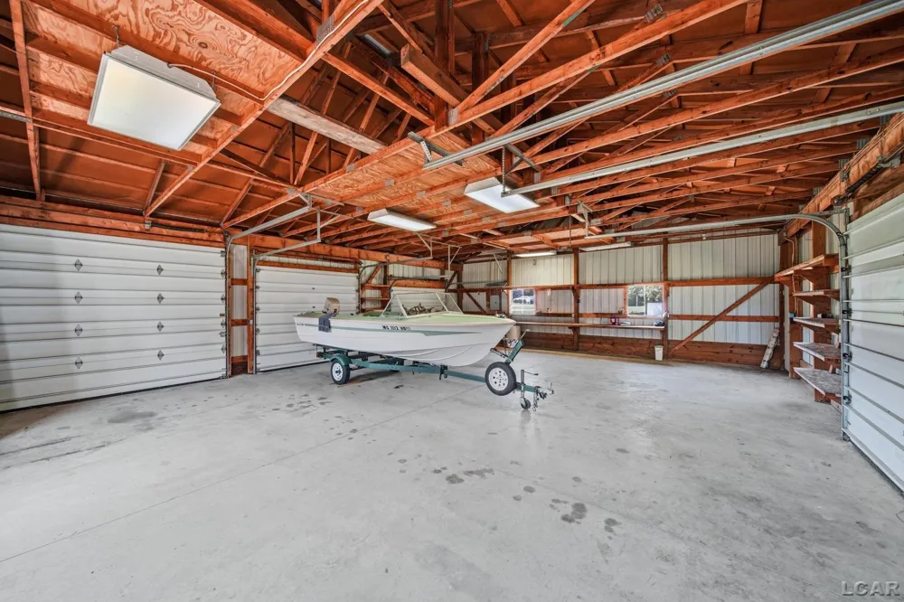 2745 E Carleton Road Madison Charter Township, MI 49221