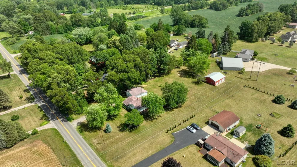 2745 E Carleton Road Madison Charter Township, MI 49221