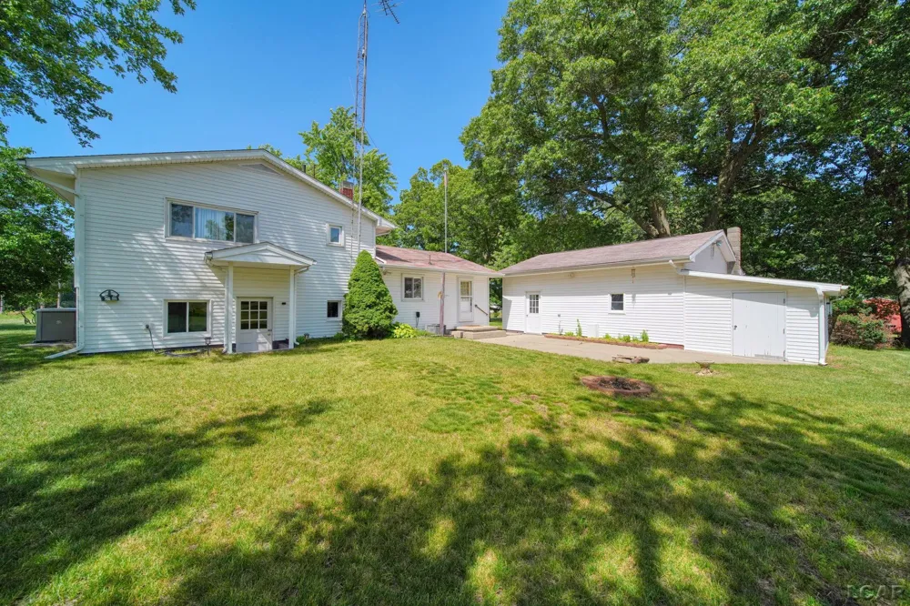 2745 E Carleton Road Madison Charter Township, MI 49221