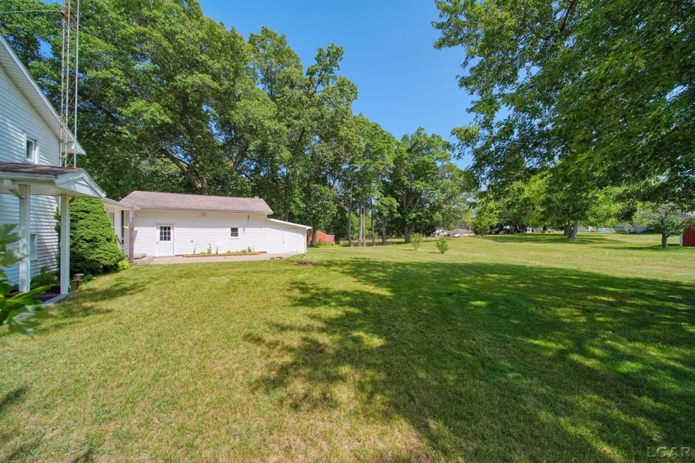 2745 E Carleton Road Madison Charter Township, MI 49221