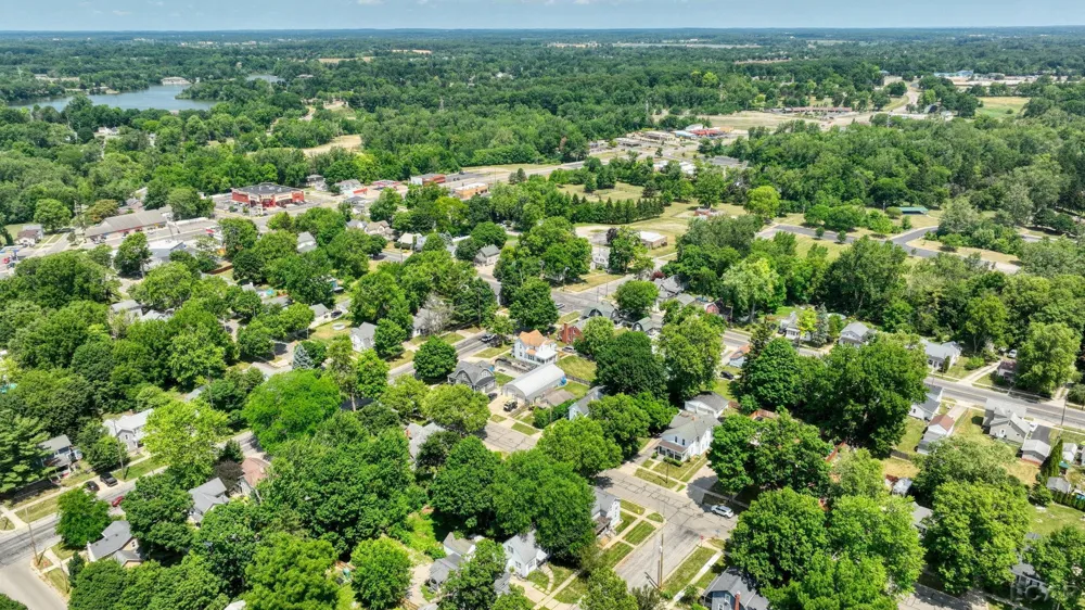 225 Seeley Street Adrian City, MI 49221