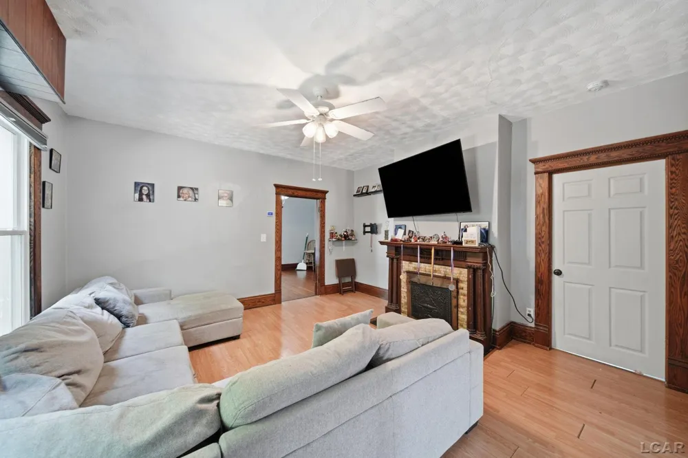 225 Seeley Street Adrian City, MI 49221