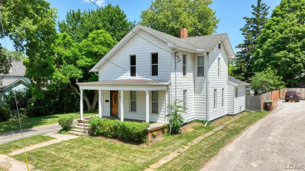 225 Seeley Street Adrian City, MI 49221