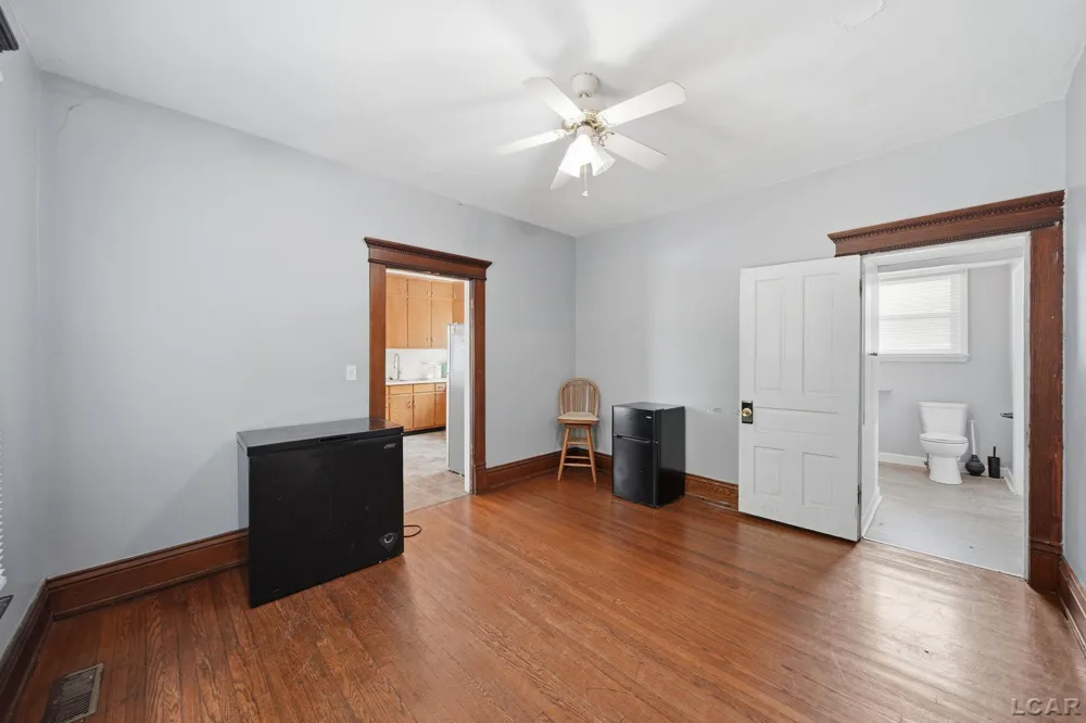 225 Seeley Street Adrian City, MI 49221