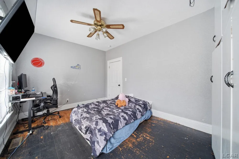 225 Seeley Street Adrian City, MI 49221