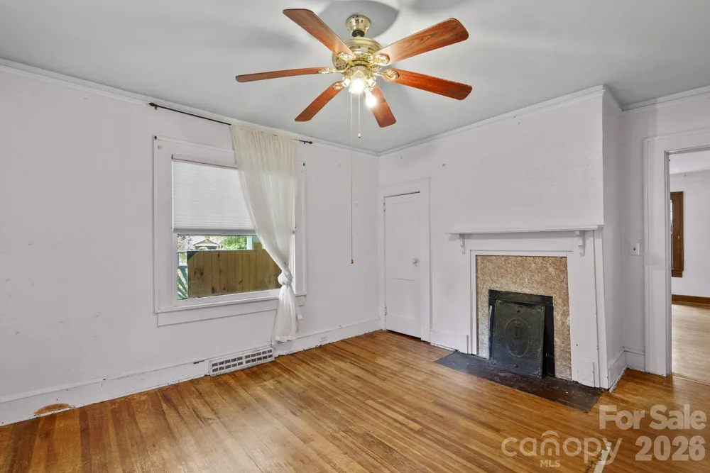 49 Church Street Weaverville, NC 28787