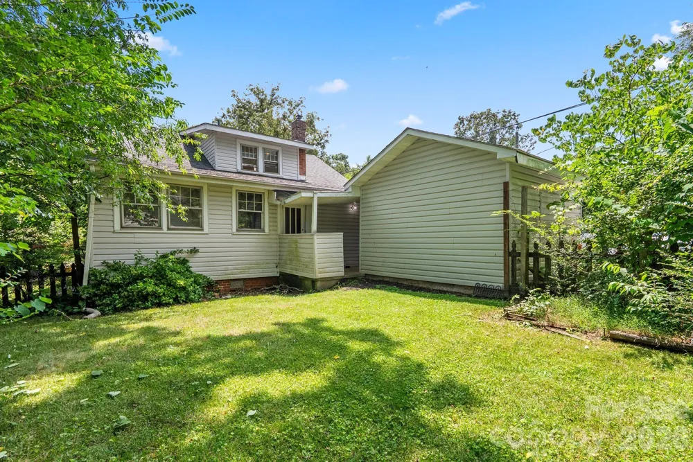 49 Church Street Weaverville, NC 28787