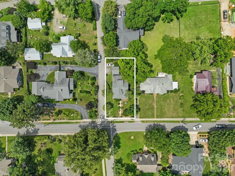 49 Church Street Weaverville, NC 28787