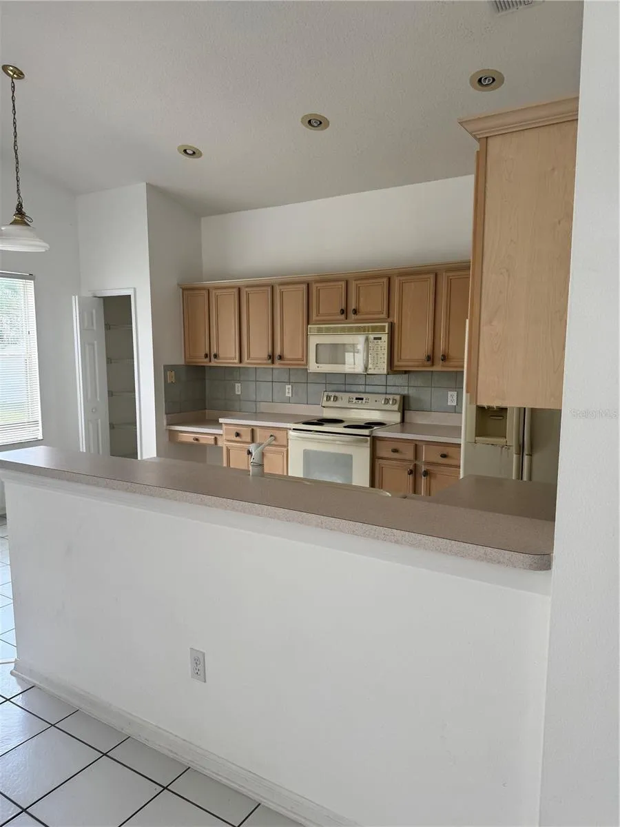 128 WESTMORELAND CIRCLE Kissimmee, FL 34744