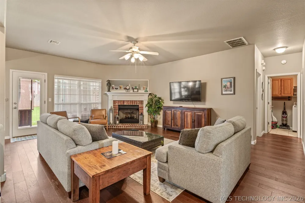 11110 S 3rd Street Jenks, OK 74037