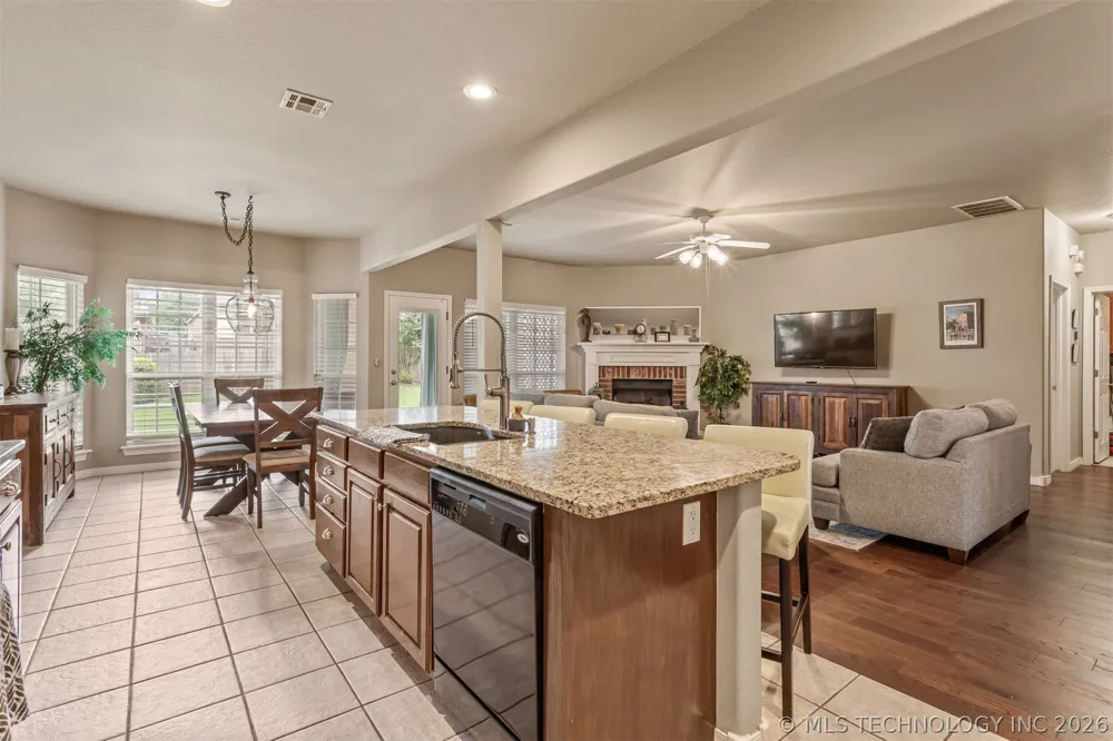 11110 S 3rd Street Jenks, OK 74037