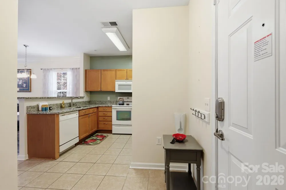 528 Appeldoorn Circle Asheville, NC 28803