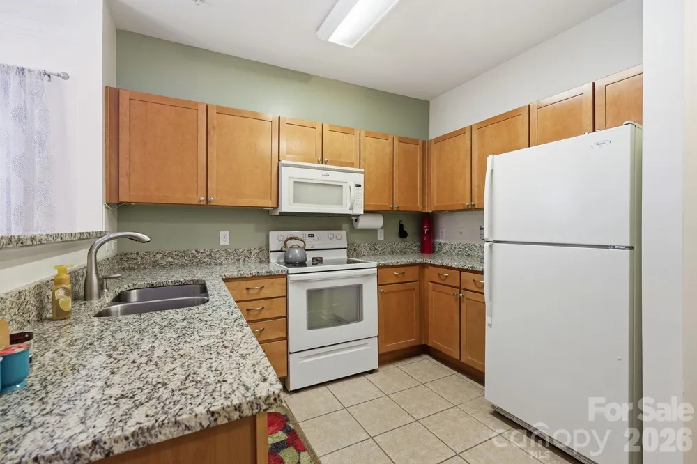 528 Appeldoorn Circle Asheville, NC 28803