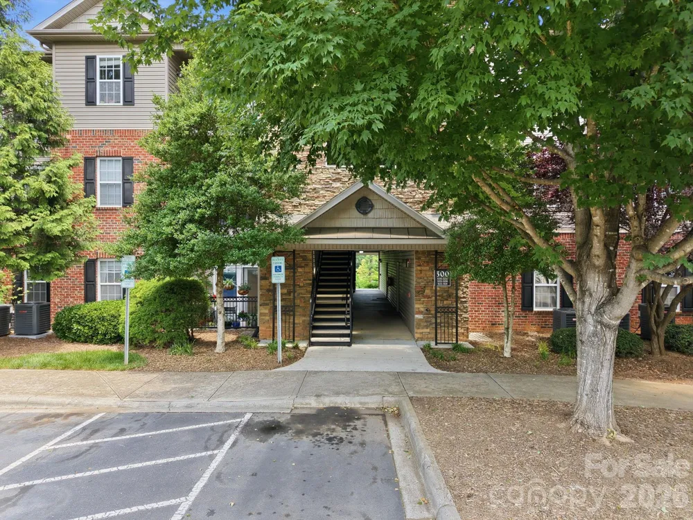 528 Appeldoorn Circle Asheville, NC 28803