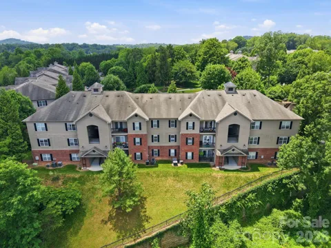 528 Appeldoorn Circle