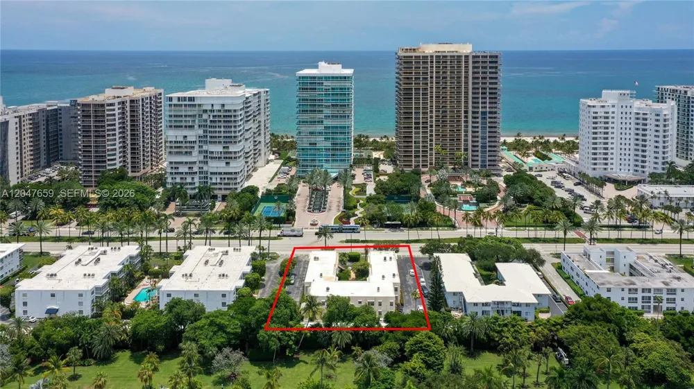 9940 Collins Ave #10 Bal Harbour, FL 33154