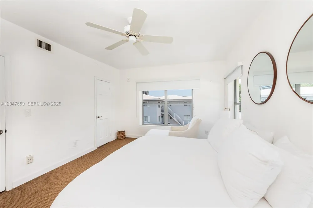 9940 Collins Ave #10 Bal Harbour, FL 33154