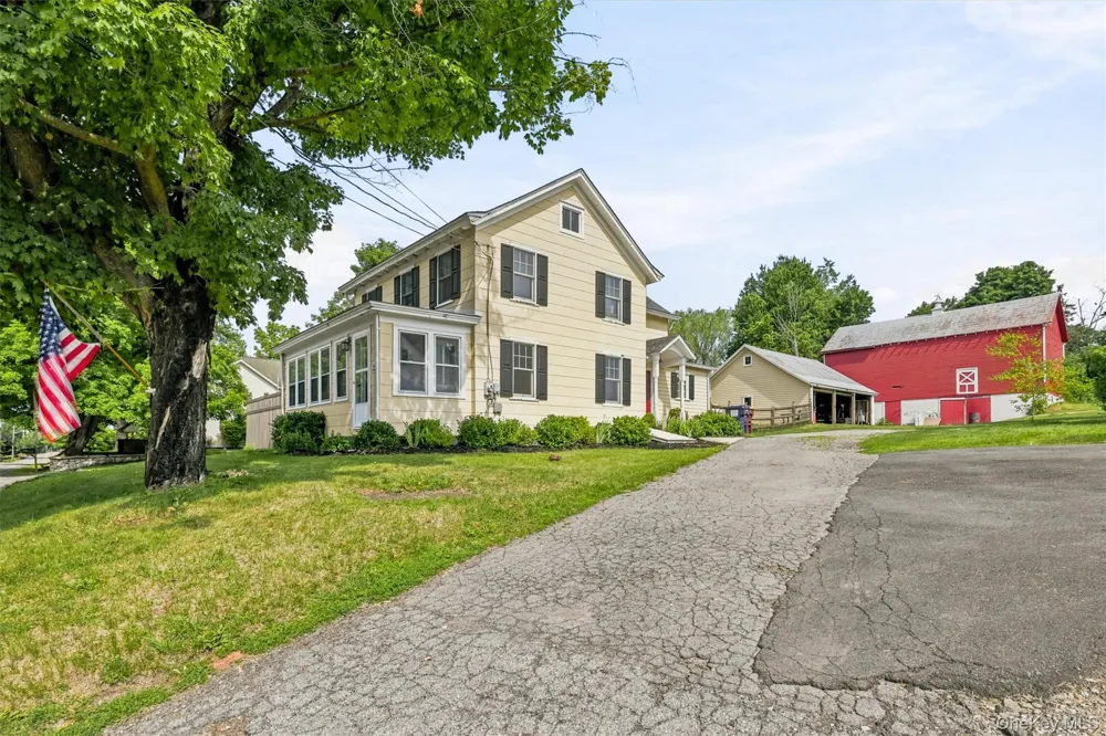 54 Pulaski Highway Pine Island, NY 10969