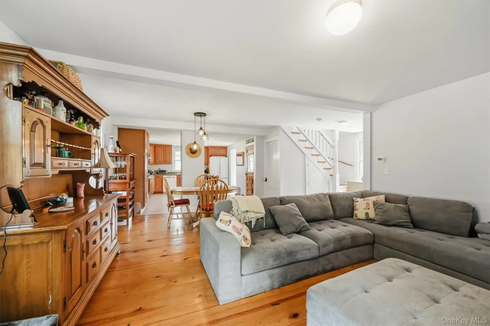 54 Pulaski Highway Pine Island, NY 10969