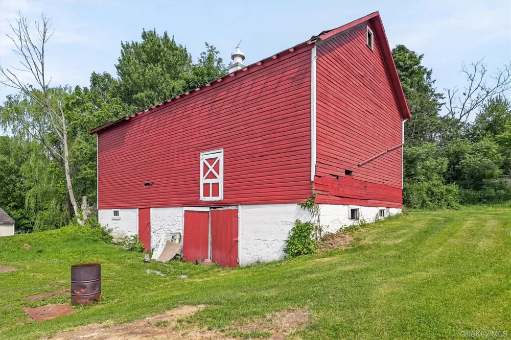 54 Pulaski Highway Pine Island, NY 10969