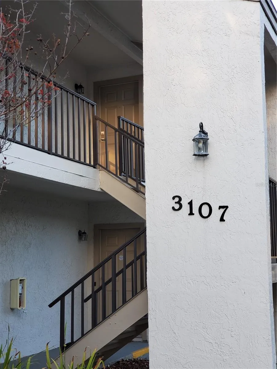 3107 W HORATIO STREET #B22 Tampa, FL 33609