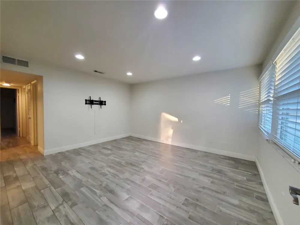 3107 W HORATIO STREET #B22 Tampa, FL 33609