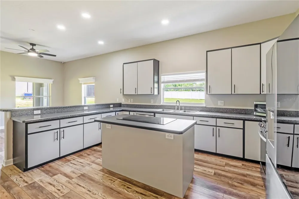 2287 SPRING GARDEN AVENUE Deland, FL 32720