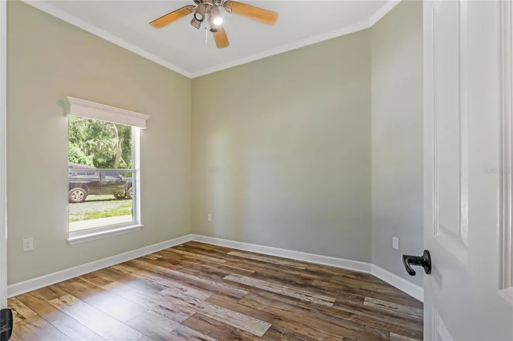 2287 SPRING GARDEN AVENUE Deland, FL 32720